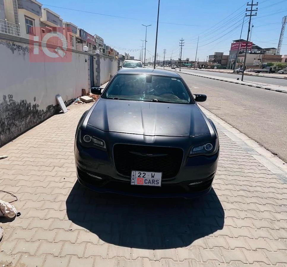 كرايسلر 300